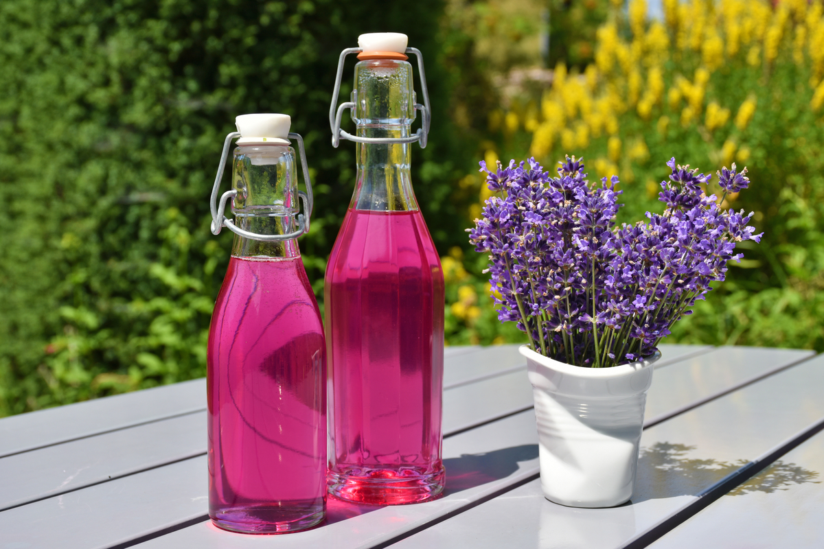 how-to-make-lavender-simple-syrup